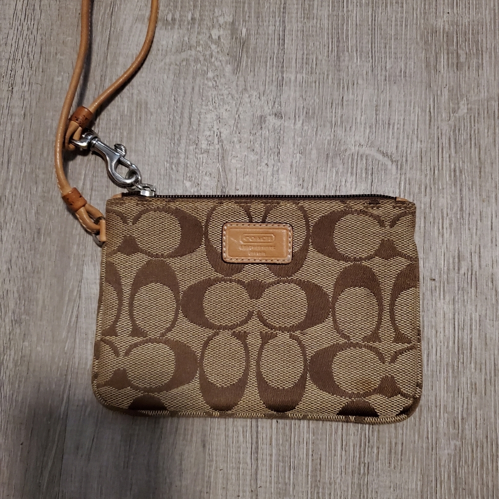Coach Signature Zip Wristlet in Khaki